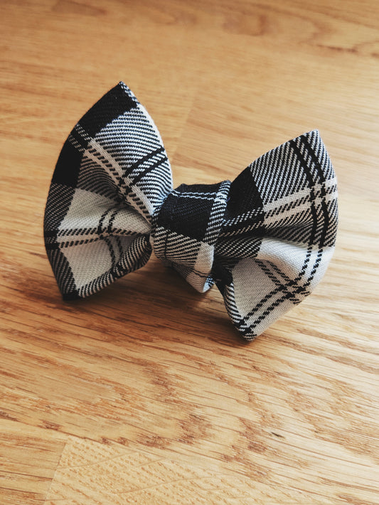 Plaid Bow